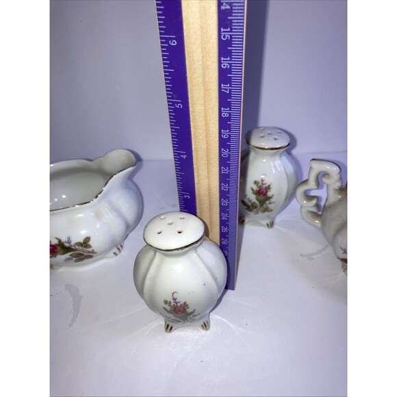 Lefton Pink Roses China Creamer and Sugar Bowl With Salt And Pepper - Picture 8 of 8
